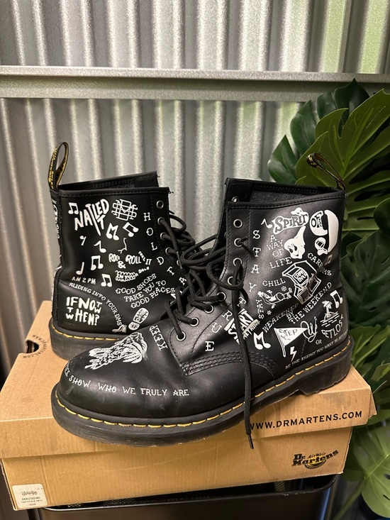 Dr. Martens Other - Dr. Martens Black White Graphic Lace-Up Boots